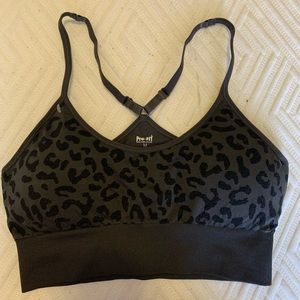 PRO-FIT Sports Bra NEW